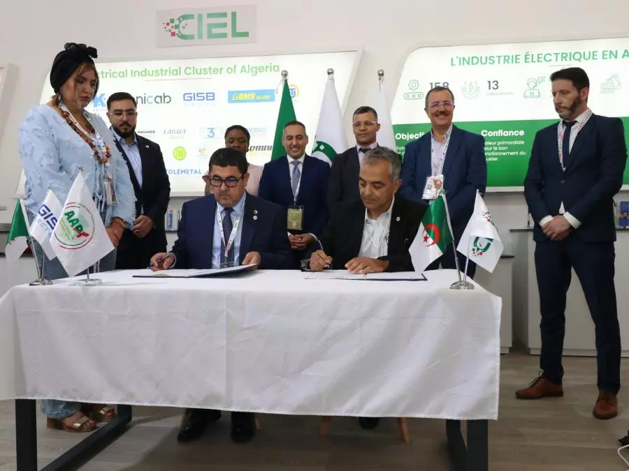 IATF 2025 : Un accord de 480 millions USD pour approvisionner les marchés de l’Afrique de l’Ouest en équipements électriques algériens