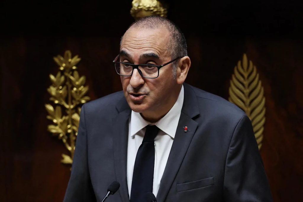 Le ministre de l’Intérieur français invité en Algérie : Est-ce le début du dégel ?