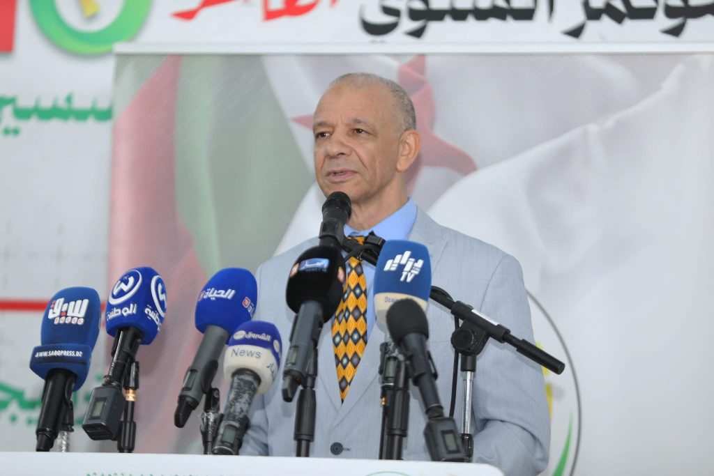 Abdelkader Bengrina dénonce le MAK : «Une mascarade pathétique»