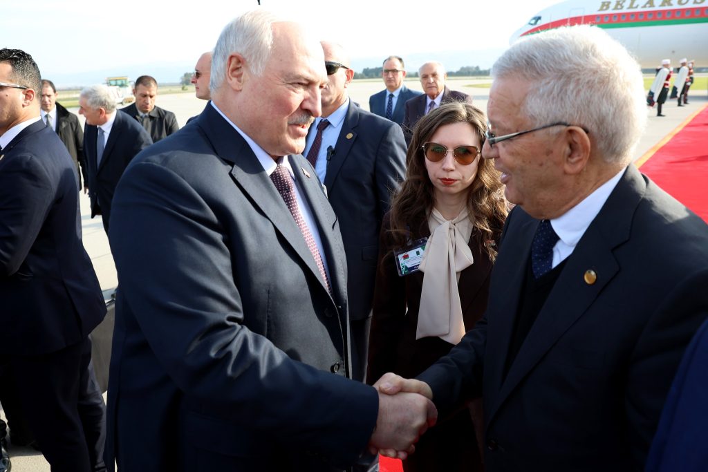 Arrivée du Président biélorusse à Alger pour une visite officielle