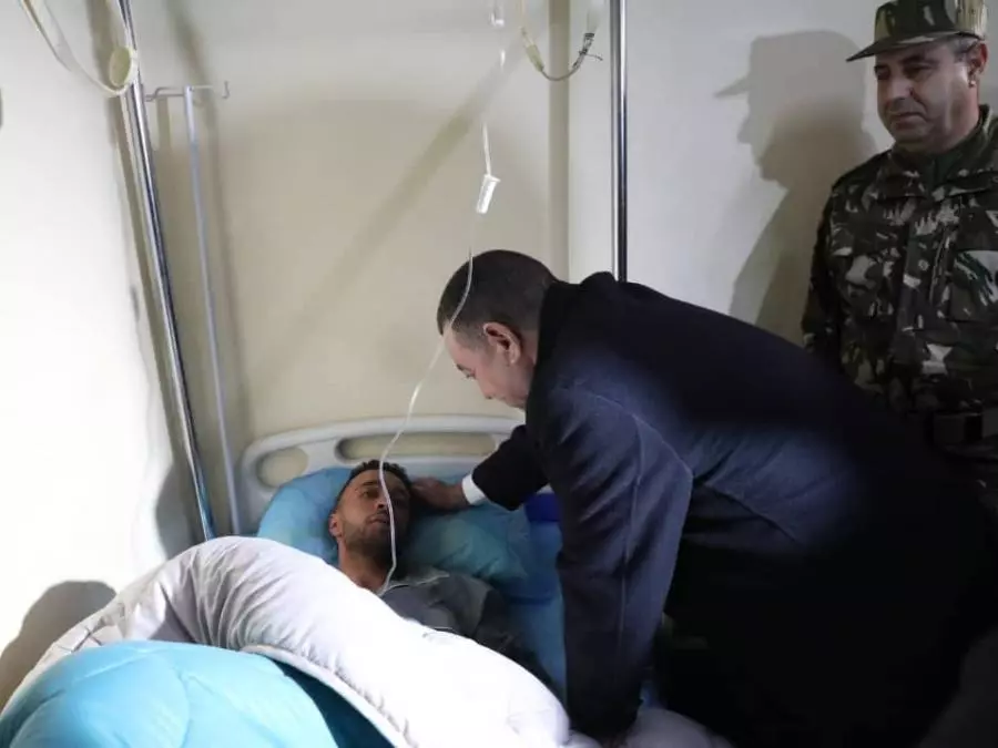 Accident de la route à Beni Abbes : Evacuation de 10 blessés vers l’Hôpital Central de l’Armée d’Aïn Naadja