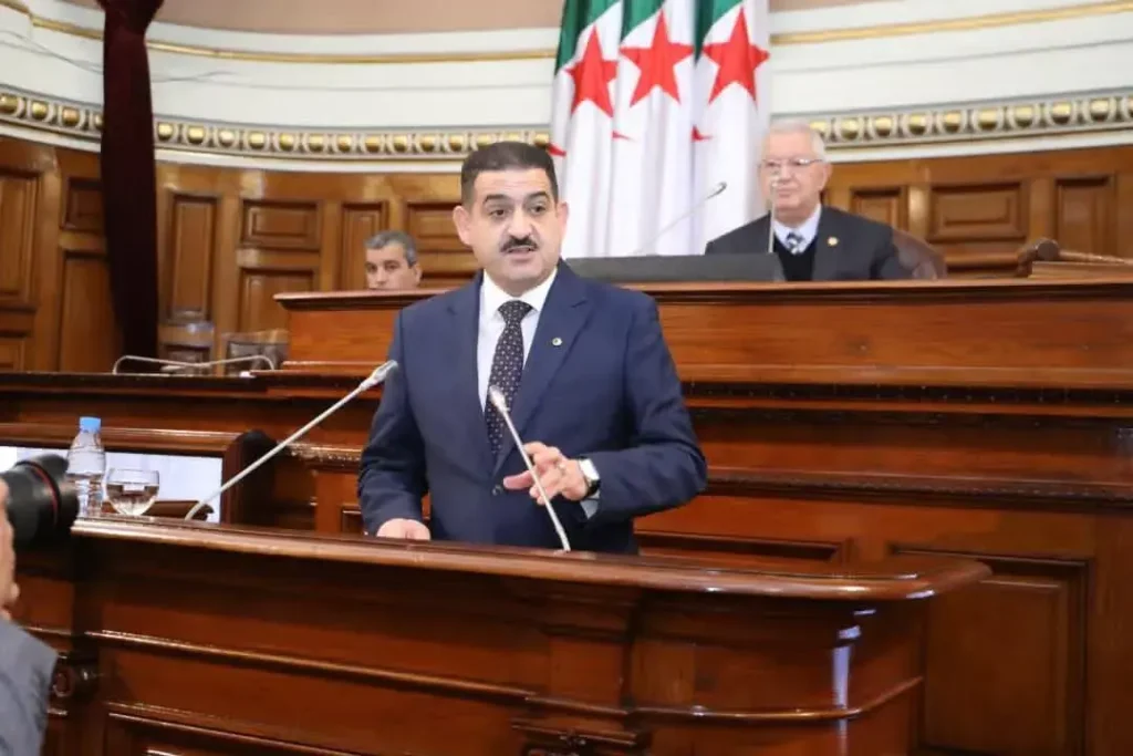Canal d’Oued-Righ : 4 milliards DA pour la section d’El Meghaïer