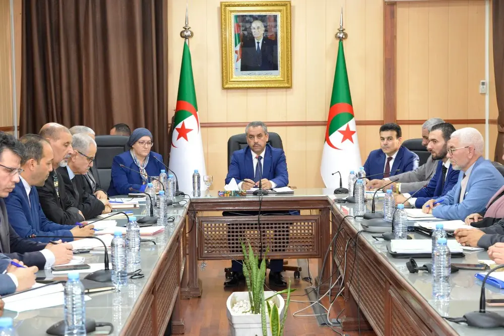 Sadaoui préside une conférence nationale d’évaluation du 1er trimestre et des projets du secteur