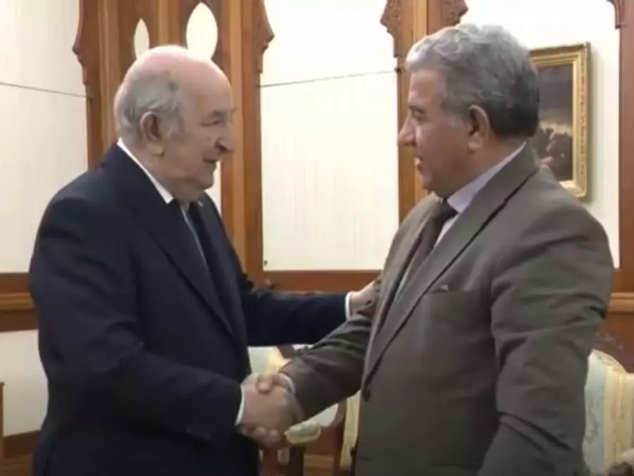Le président de la République reçoit le président du parti El Fadjr El Djadid