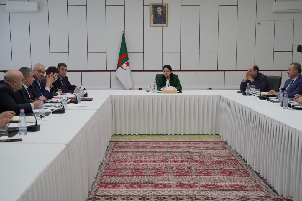 Ramadhan 2026: Mme Abdellatif préside une réunion de coordination avec des opérateurs économiques