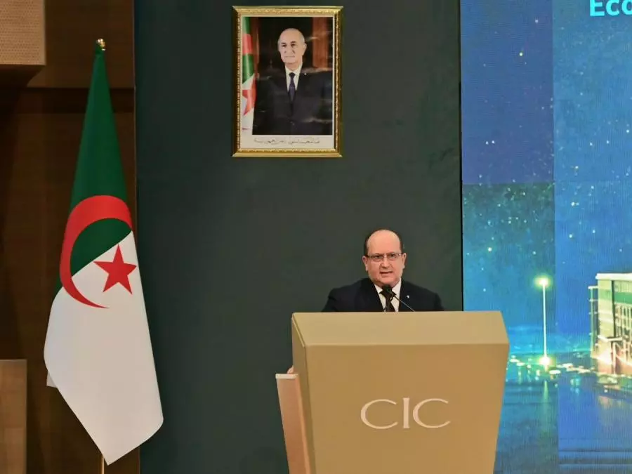 Le Premier ministre préside à Alger l’ouverture des travaux d’une conférence internationale de haut niveau