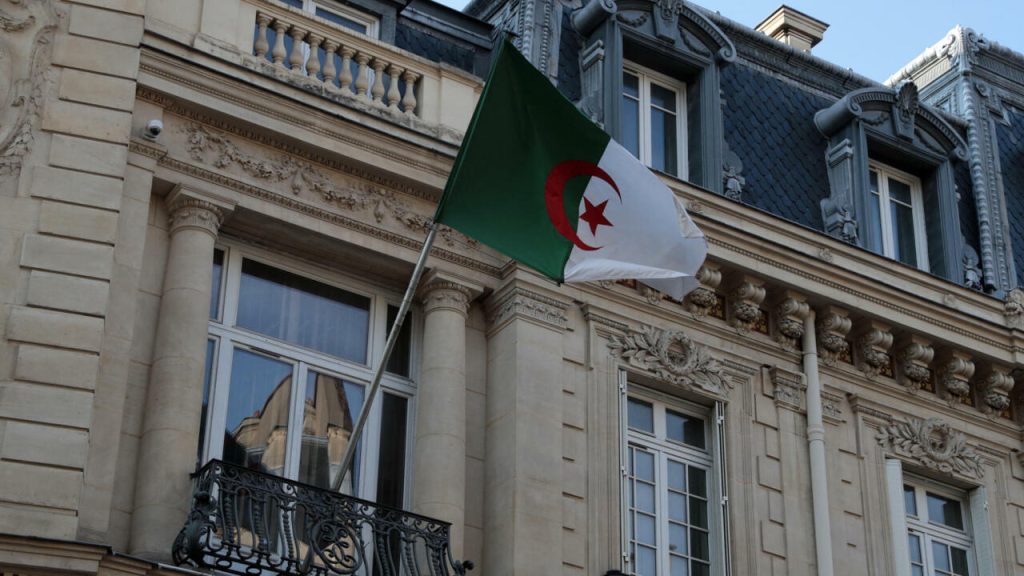 L’Ambassade d’Algérie en France condamne avec «la plus grande fermeté» l’agression ayant visé le stand algérien à l’UNESCO