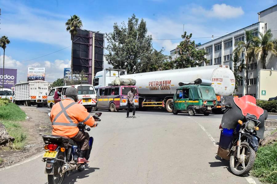 La flambée des prix du pétrole accentue les pressions sur le coût de la vie en Afrique