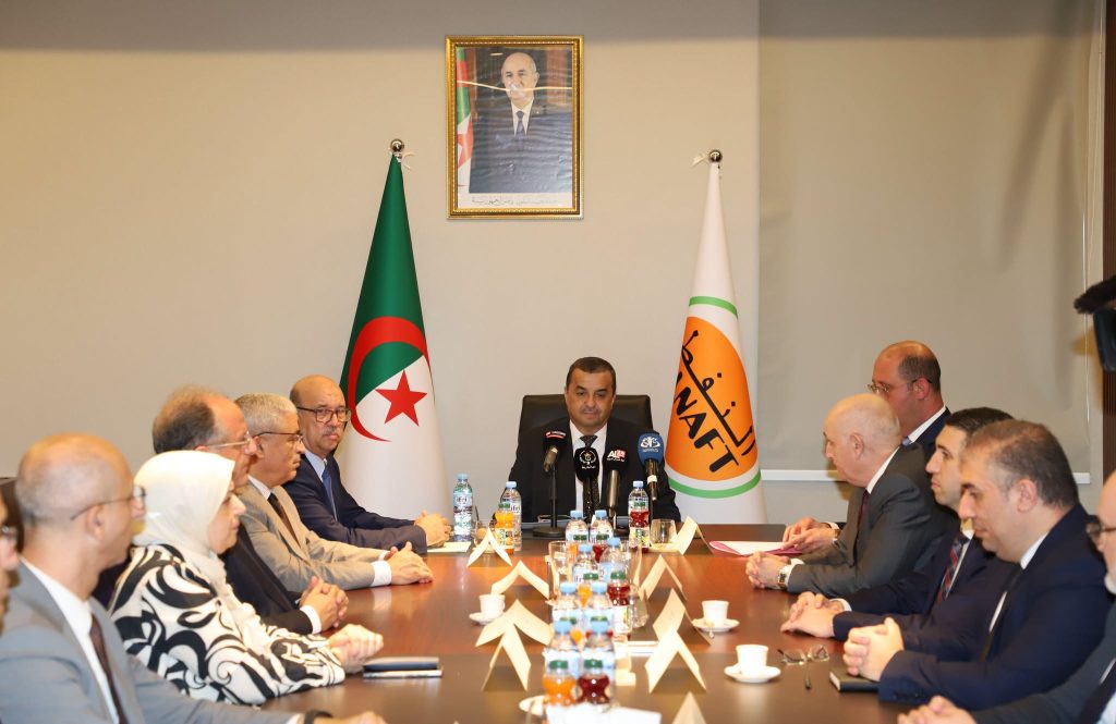 Hydrocarbures : Installation de Abdelkader Cherfaoui nouveau président de l’Agence Alnaft