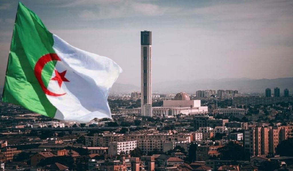 Maintien de la paix: Alger consolide son rôle régional