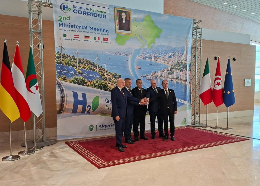 1.400 mW pour la Tunisie: Alger passe aux choses sérieuses